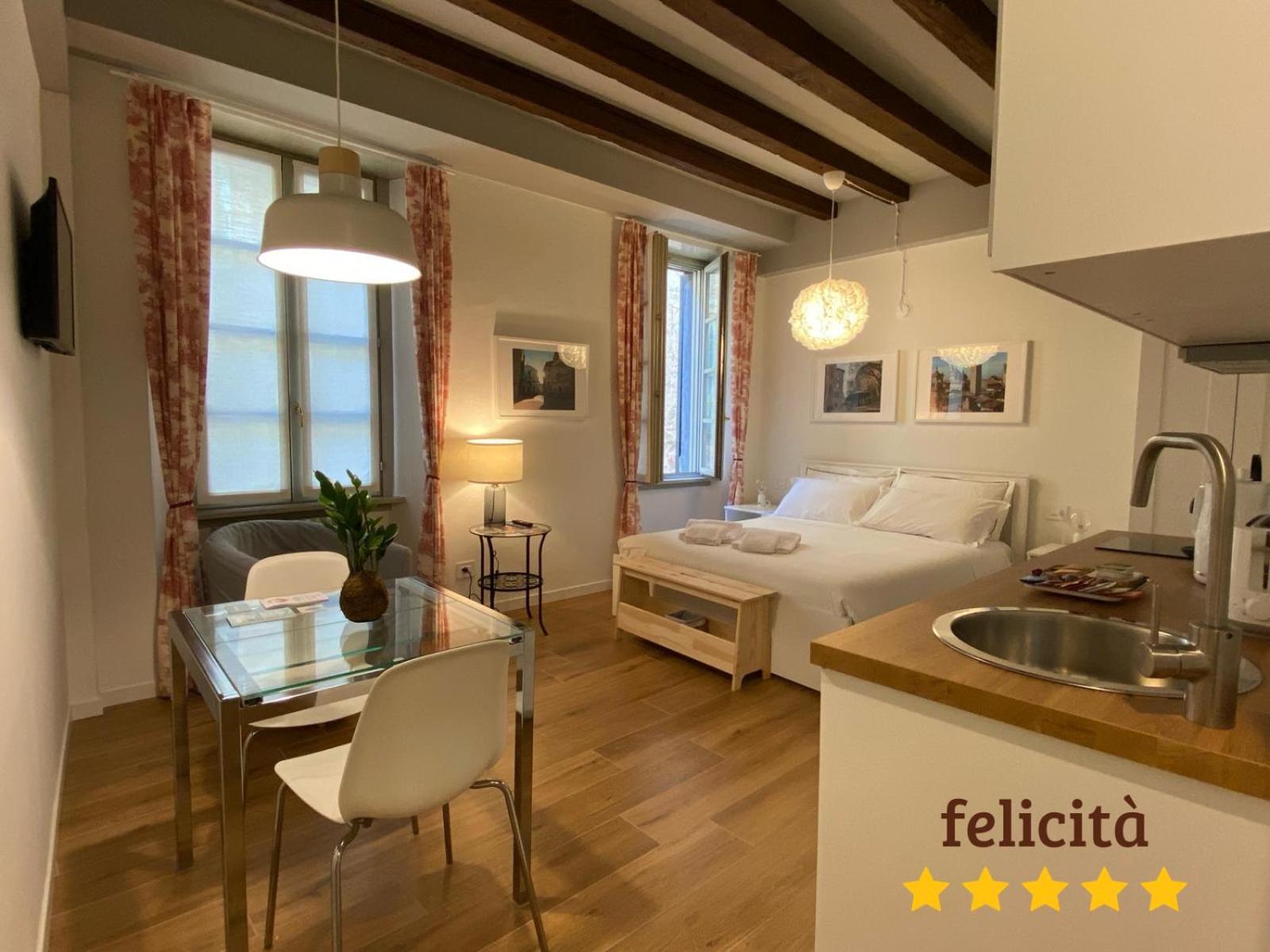 Wish Rooms Charme&Relax Μπέργκαμο Εξωτερικό φωτογραφία