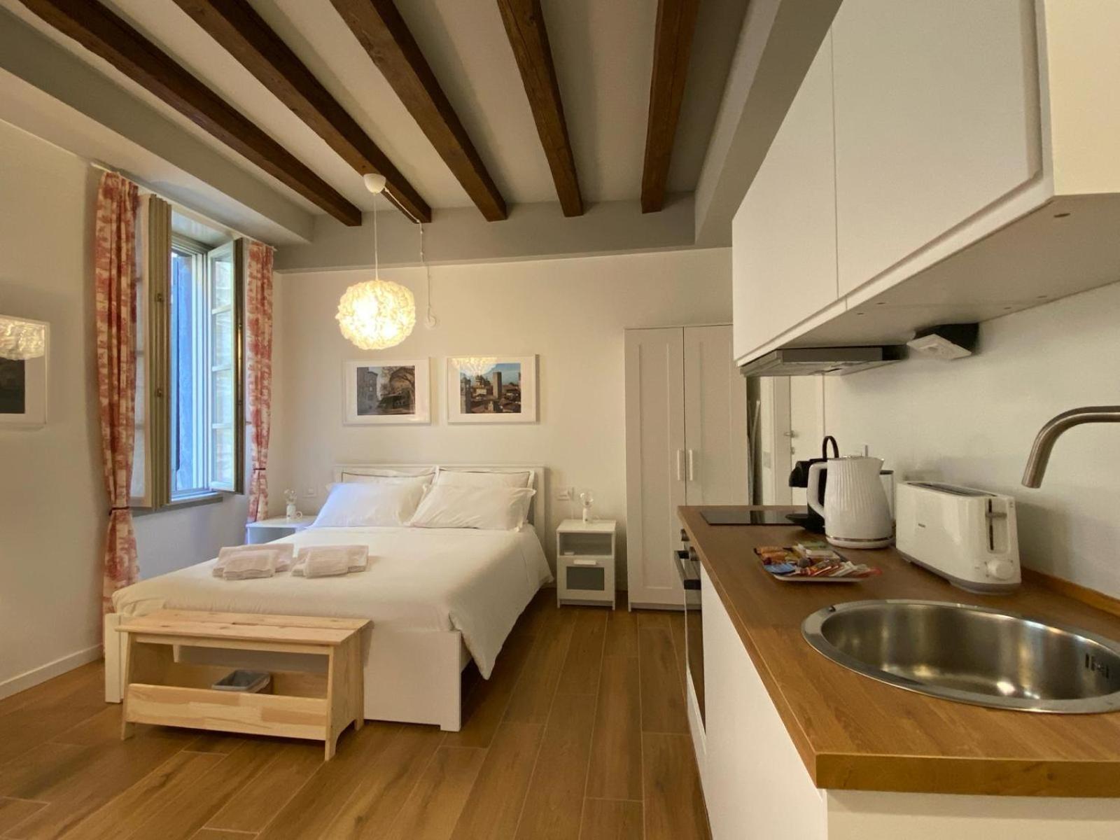 Wish Rooms Charme&Relax Μπέργκαμο Εξωτερικό φωτογραφία