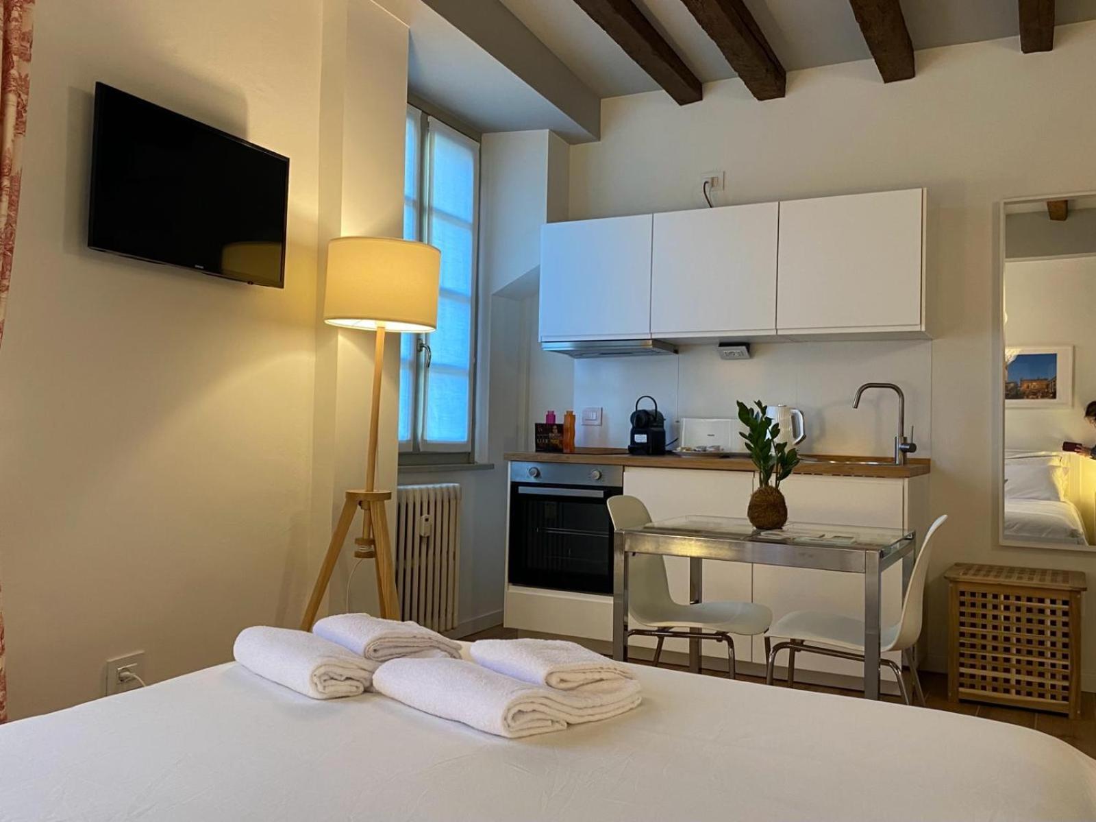 Wish Rooms Charme&Relax Μπέργκαμο Εξωτερικό φωτογραφία