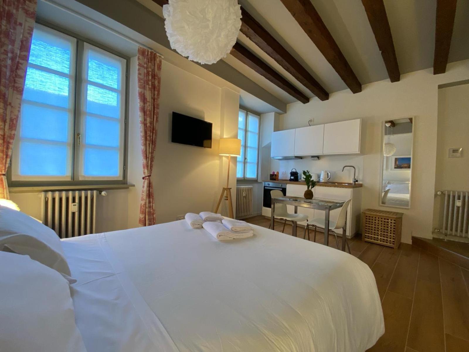Wish Rooms Charme&Relax Μπέργκαμο Εξωτερικό φωτογραφία
